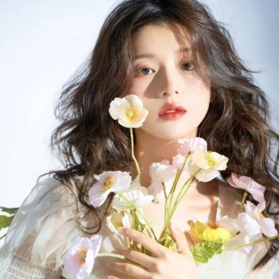 下山后，桃花朵朵开